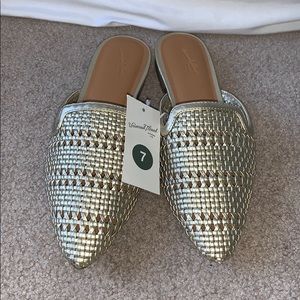 Universal Thread Metallic Gold Mules